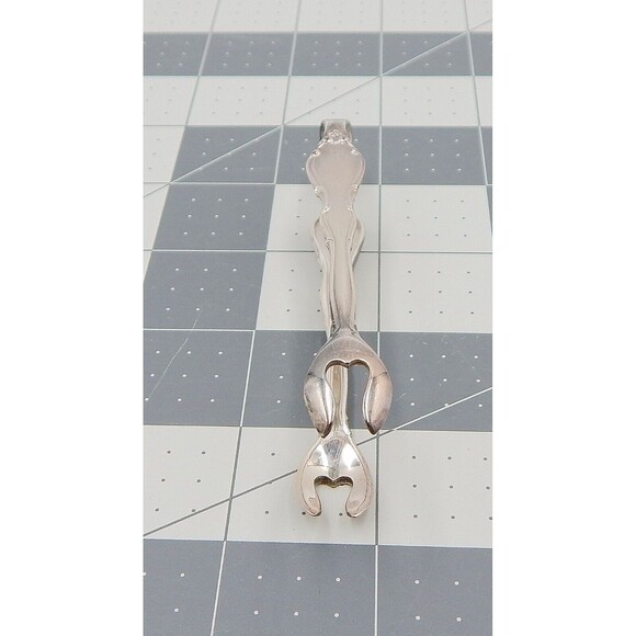 Towle Fontana Silver Electroplate Sugar Tongs 4 Inch - Picture 4 of 8